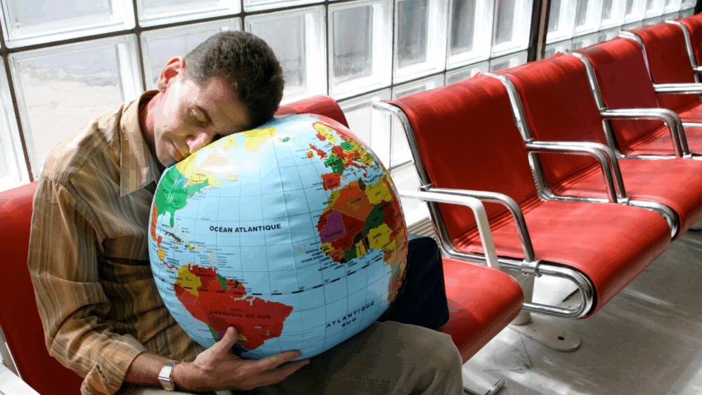 時差ボケしている男性